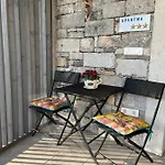 Apartma Ob Stari Murvi, * Сезана
