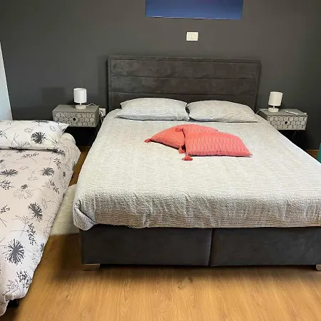 Apartma Ob Stari Murvi,