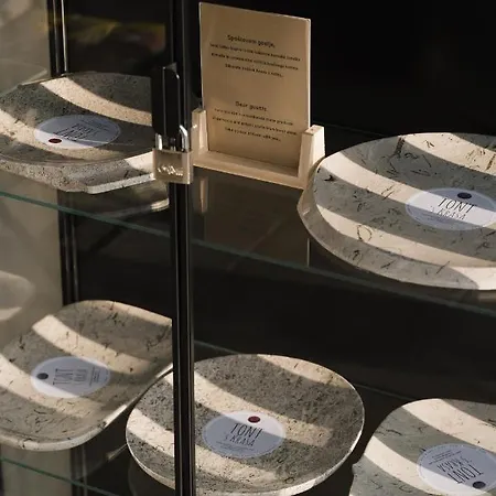 Apartma Ob Stari Murvi, *