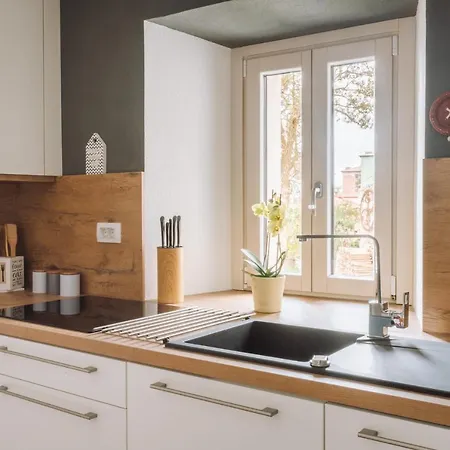 Apartma Ob Stari Murvi,