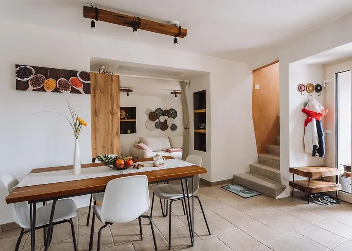 Appartamento Apartma Ob Stari Murvi, *