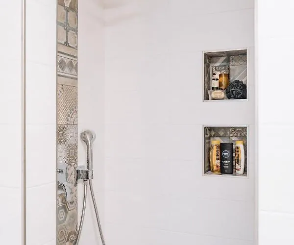 شقة Apartma Ob Stari Murvi,