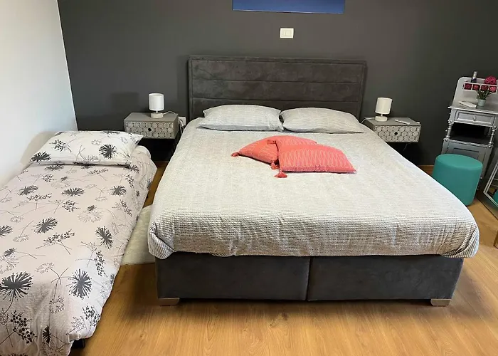 Apartma Ob Stari Murvi,