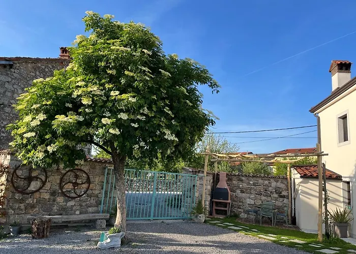 Apartma Ob Stari Murvi, Sežana
